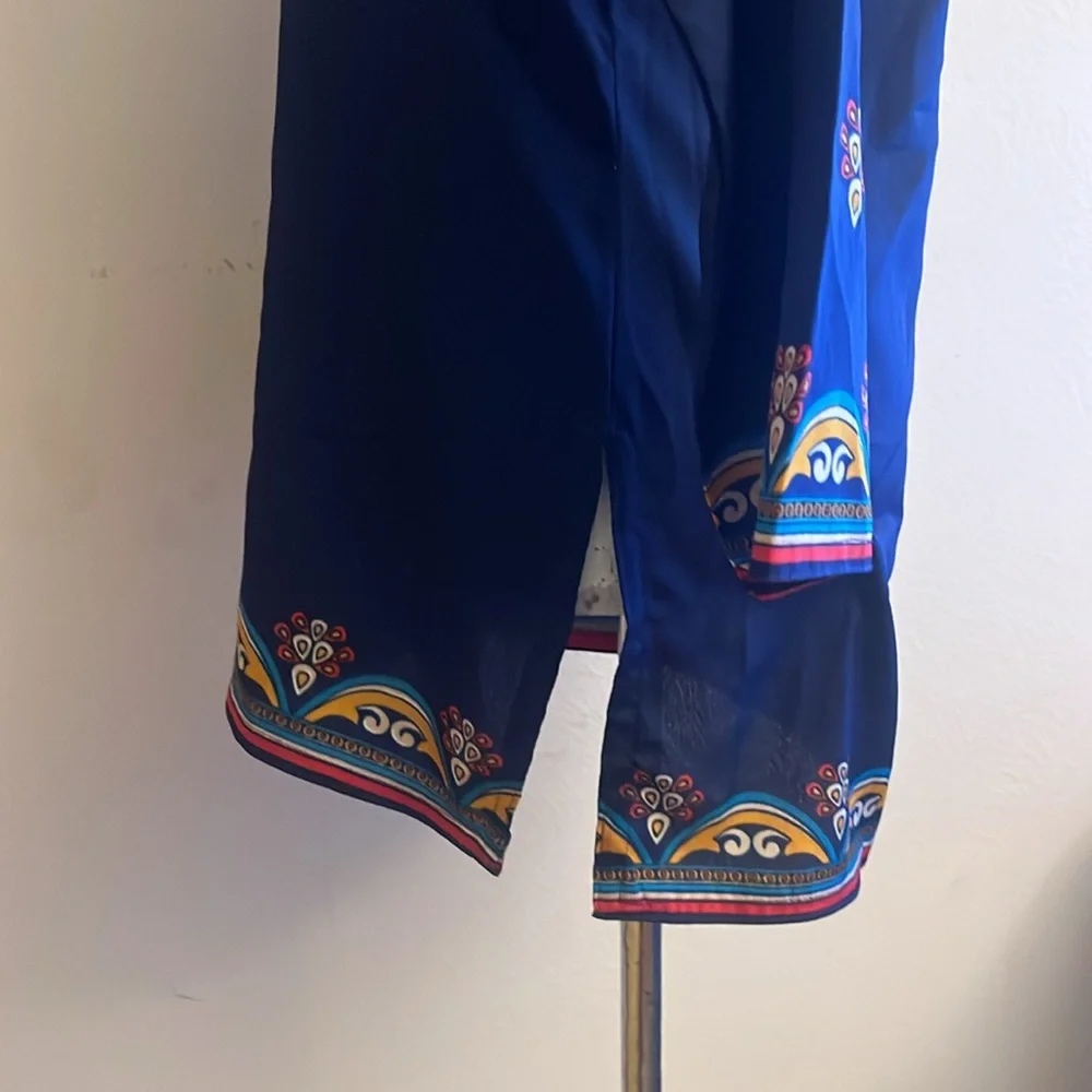 🎉Gorgeous Indian style tunic top navy blue with gorgeous multicolored borders! - Picture 5 of 9